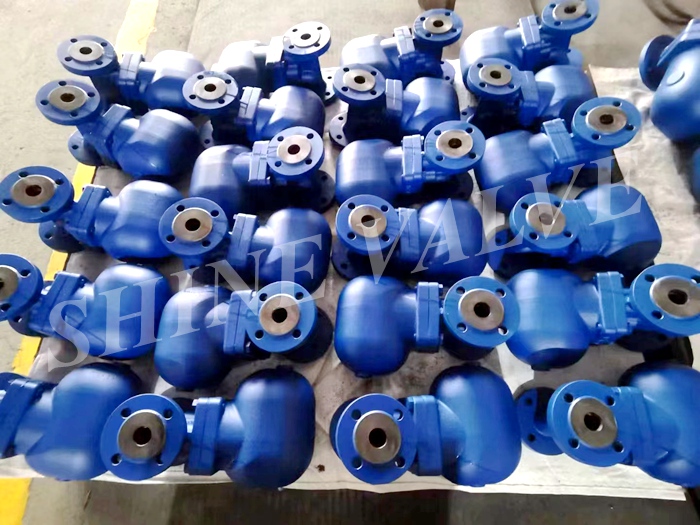 flanged steam traps